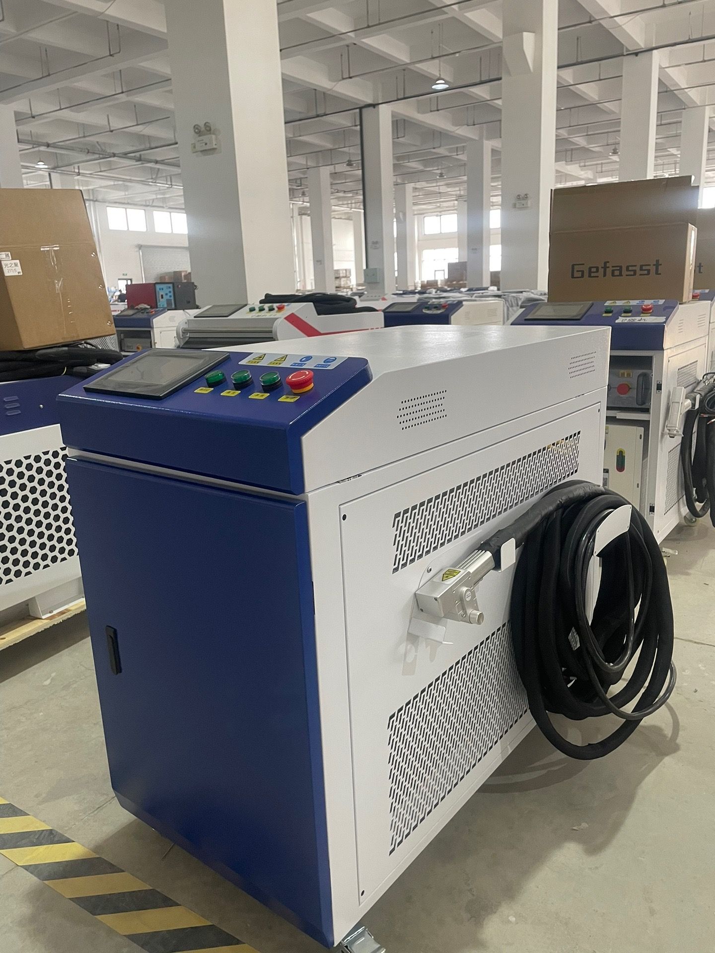 Factory Price 1500w 3000w Hand - Air Cooled Laser Welding Machine 1500W recension och pris