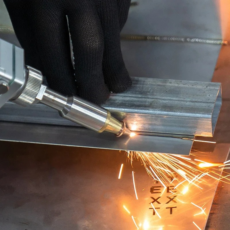 China handheld fiber    metal  - Fiber Laser Welder 2000W recension och pris